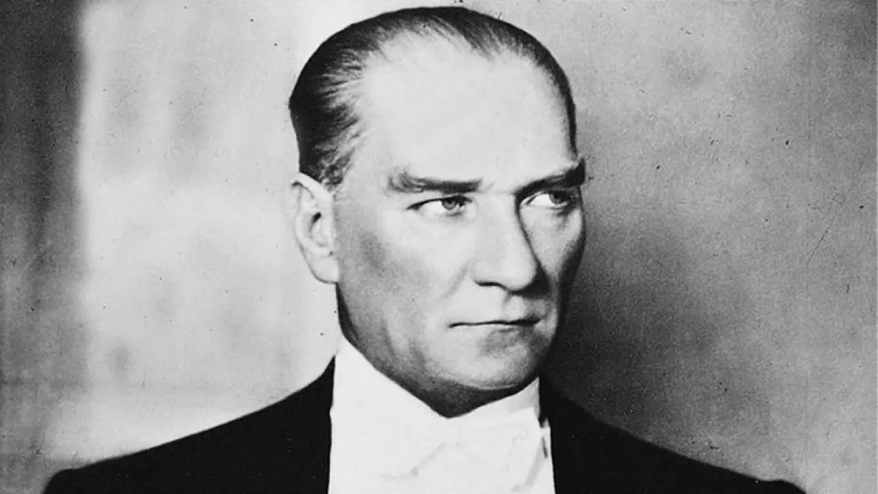 Atatürk’ün Yazdığı Şiirler
